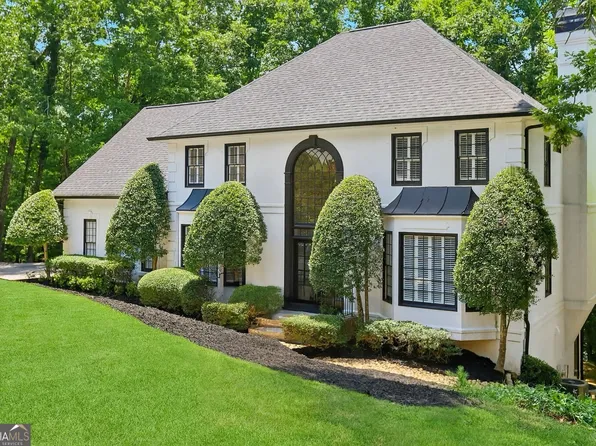 5495 Hampstead Way, Johns Creek, GA 30097