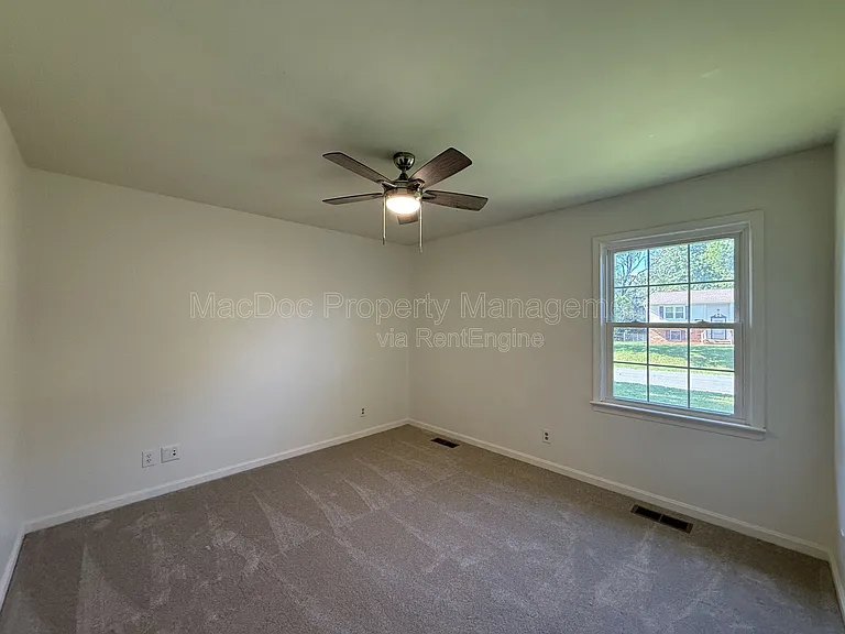 1225 Dewberry Dr — Photo 22