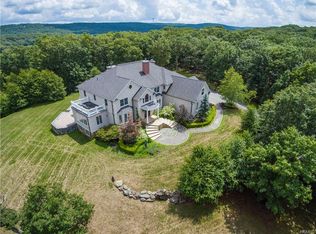 96 Ralphie Ln, Monroe, NY 10950