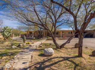 3832 N Tres Lomas Pl, Tucson, AZ 85749