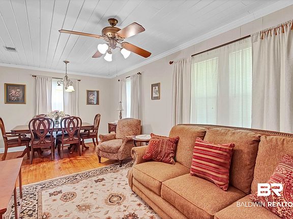 3rd image of 1517 S Lartigue Ave