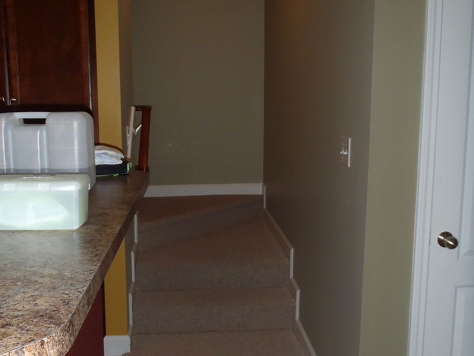 2nd image of 364 Inverness Dr