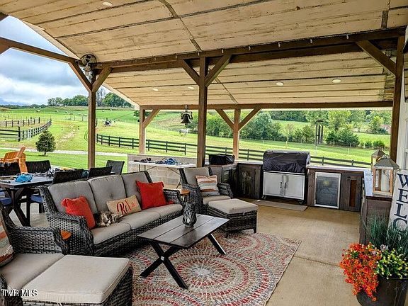 3rd image of 780 Bright Hope Rd