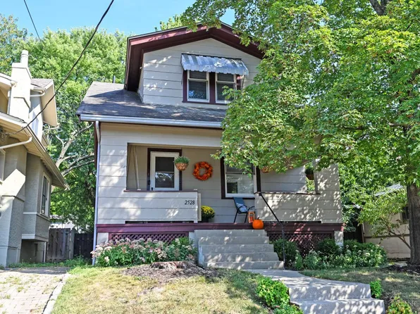 2528 Valley View Ct, Cincinnati, OH 45219