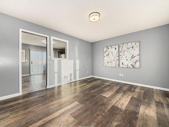 5th image of 2750 Arbury Ct