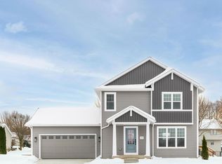 1833 Waverly Way, Sun Prairie, WI 53590