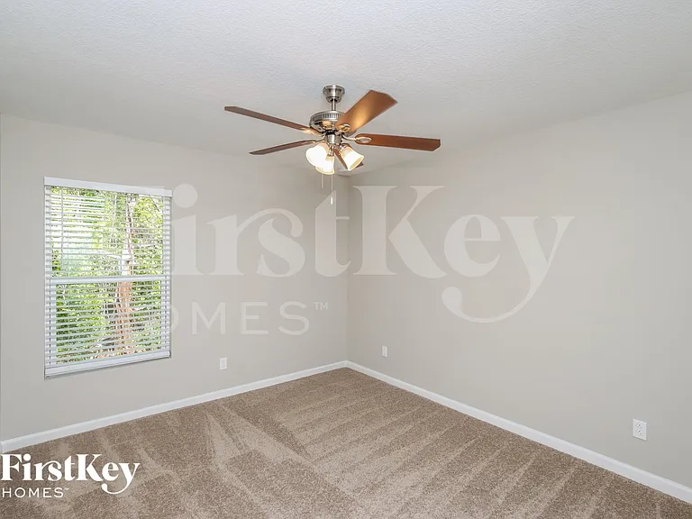 530 Ortega St SE — Photo 12