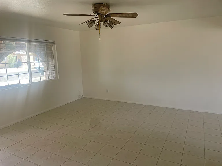 2082 E 25th Pl — Photo 2