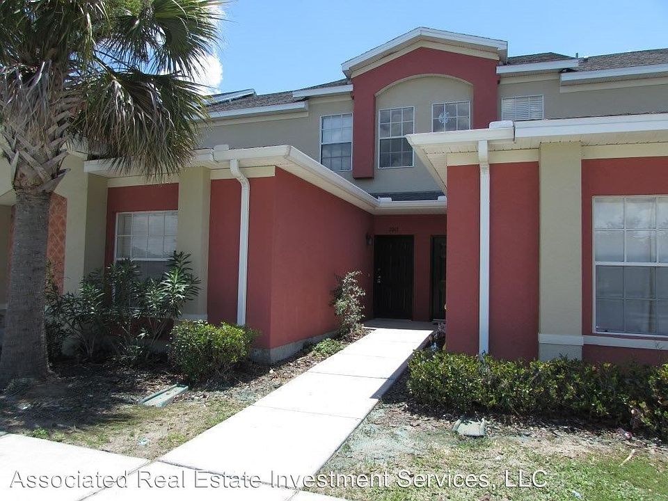 1st image of 2003 Claudia Ln #109