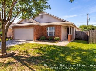 8614 Laguna Rio, San Antonio, TX 78251