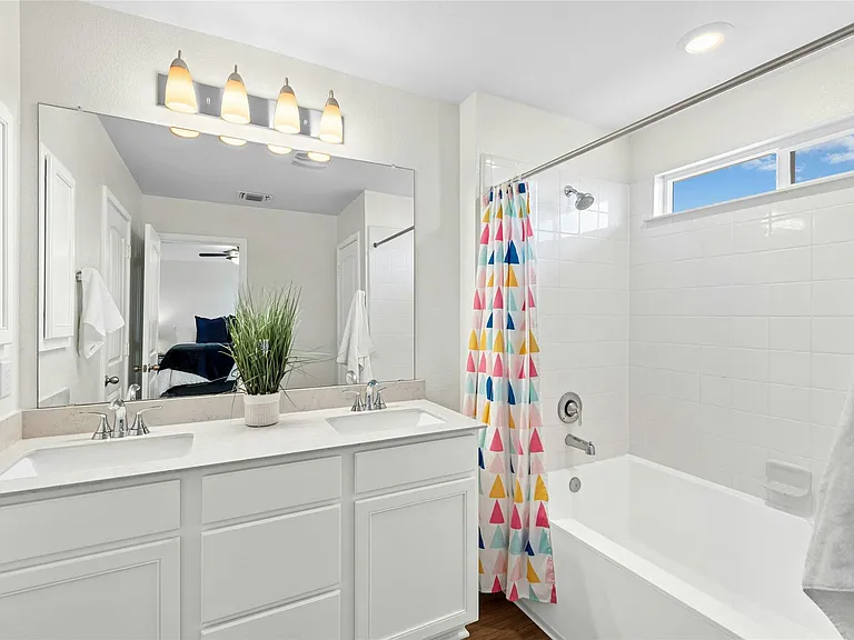 1124 Aronia Ln — Photo 19