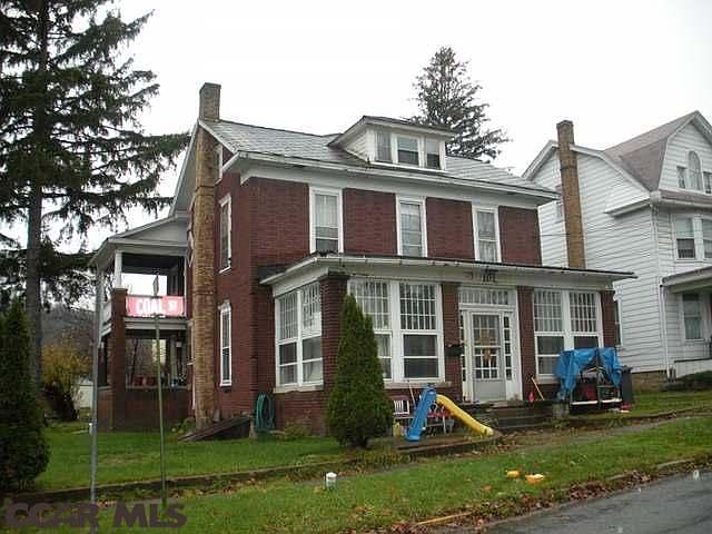 2nd image of 101 Coal St