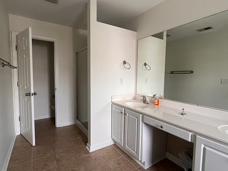 314 Shady Creek Ln — Photo 5