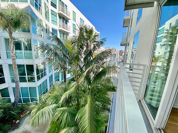 5th image of 555 4th St Unit 604