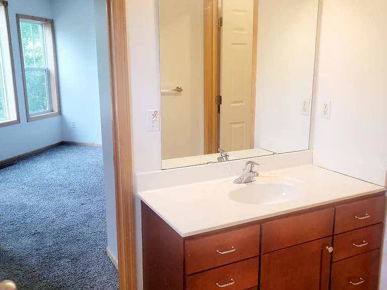 3049 Chamberlain St N #4 — Photo 14