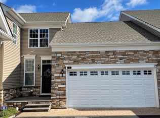 5 Van Cleef Dr, Whitehouse Station, NJ 08889