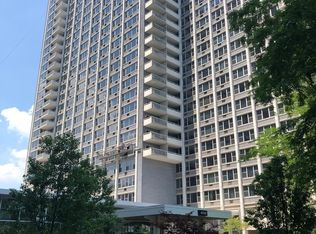4250 N Marine Dr APT 1612, Chicago, IL 60613