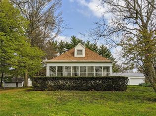 1035 Nursery Rd, Charleston, IL 61920