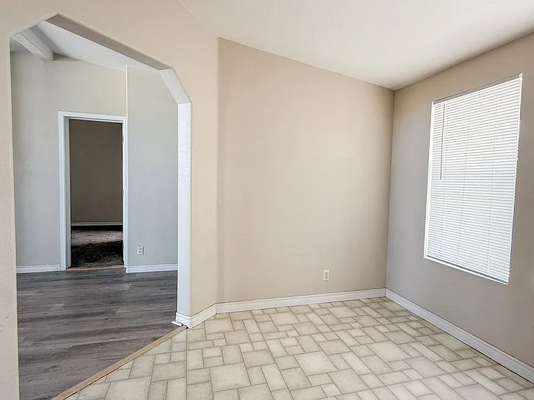 74804 Amboy Rd — Photo 11