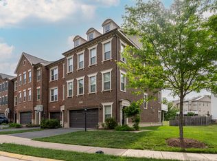 42230 Castle Ridge Sq, Ashburn, VA 20148