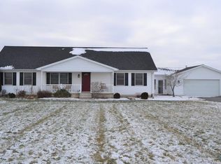 2164 Hessville Rd, Elmore, OH 43416