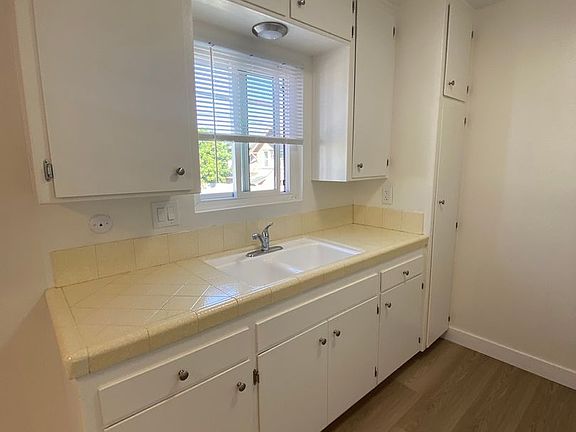 4th image of 3984 Utah St Unit 10