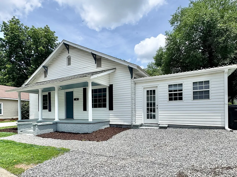 402 Doster Ave