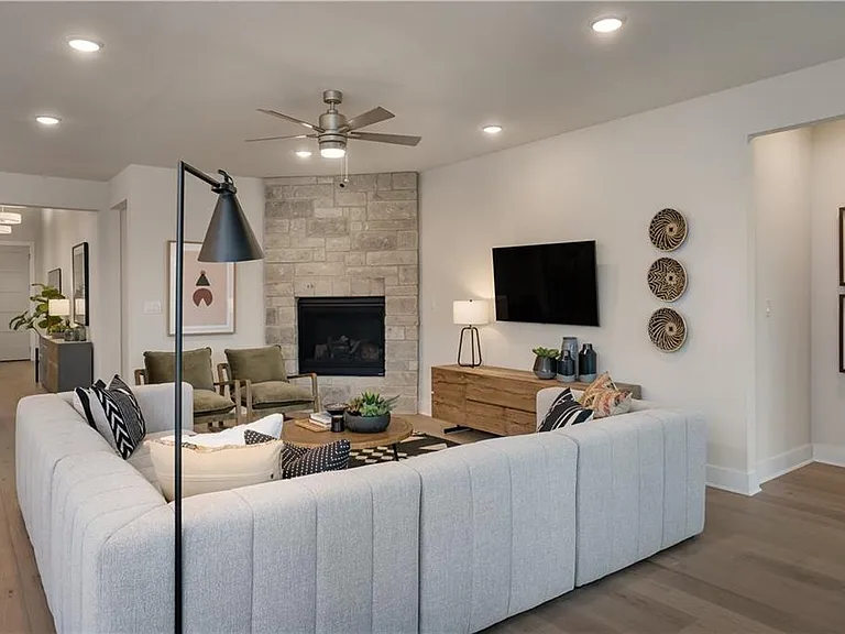 7013 Empresa Dr — Photo 9