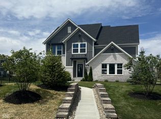 952 Apryl Dr, Greenwood, IN 46143