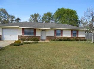 202 Raven St, Enterprise, AL 36330