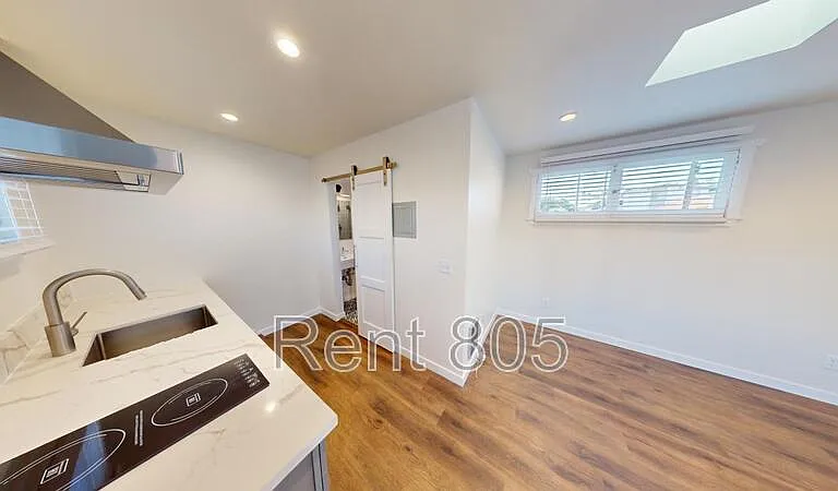 45 N Laurel St — Photo 7