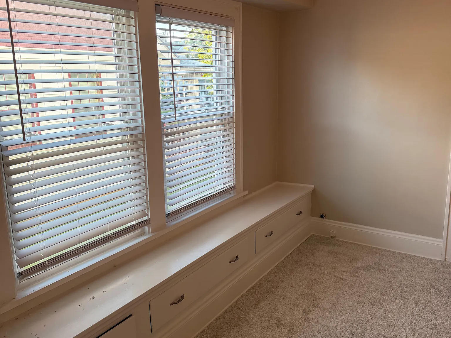 2 bed, 1175 sqft, $1,600 — Photo 4
