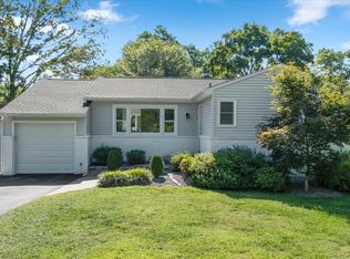 8 Pine Hill Rd, Croton On Hudson, NY 10520