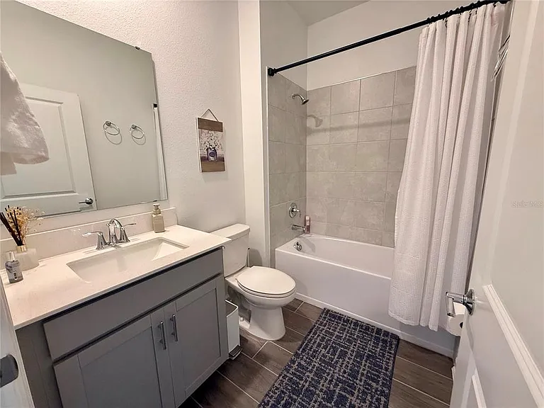 2970 Armstrong Ave — Photo 11