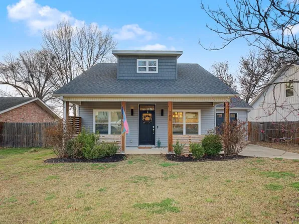 705 S Dockery Ln, Fayetteville, AR 72701