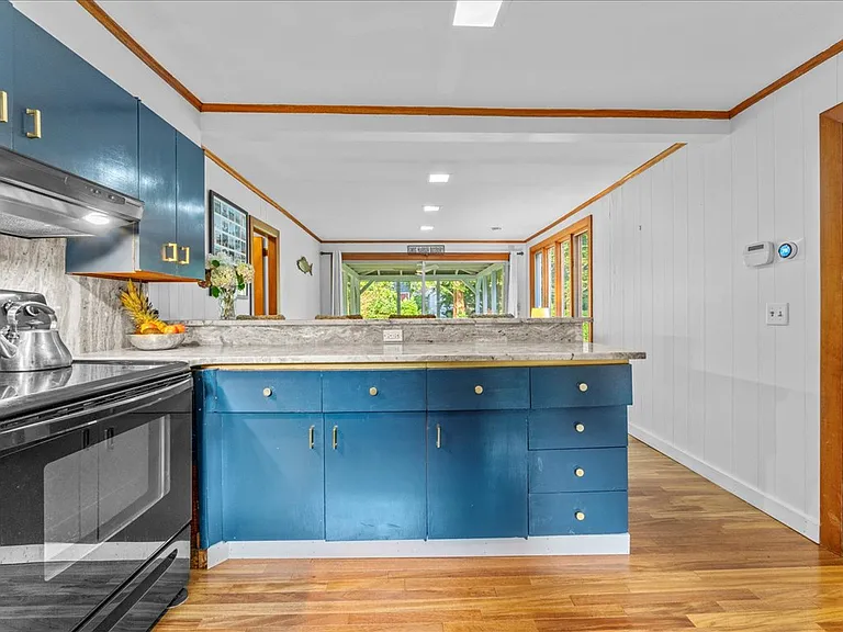 44 Stetson Pl — Photo 21