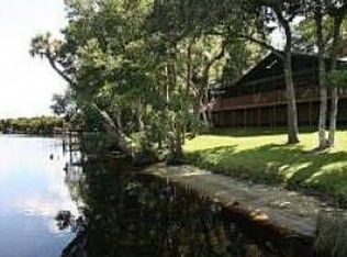 8 Cirlcle Oaks, Ormond Beach, FL 32174