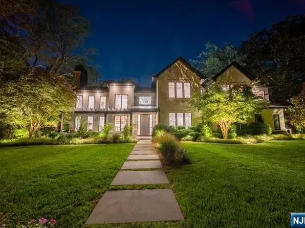 60 Anderson Avenue, Closter, NJ 07624