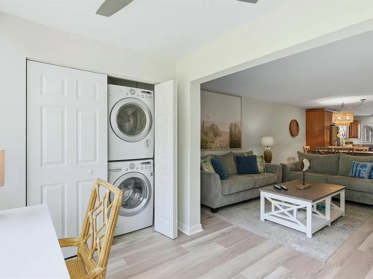 1640 Stickney Point Rd #40-101 — Photo 13