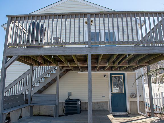 Back of the home - 2 sitting areas