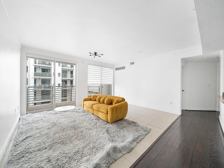 1830 Radius Dr #405 — Photo 3