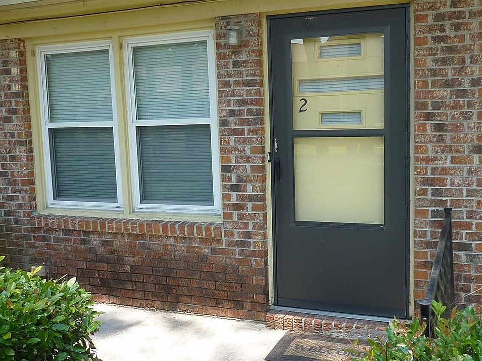 2nd image of 705 64th Ave. N #2