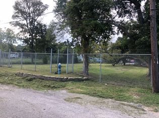 7 W Court Dr, Houston, TX 77017