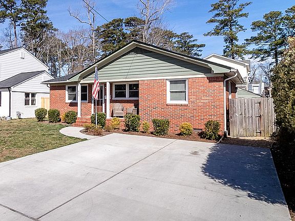 2nd image of 805 Goldsboro Ave