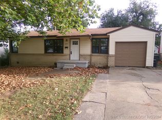 6928 E 8th St, Tulsa, OK 74112