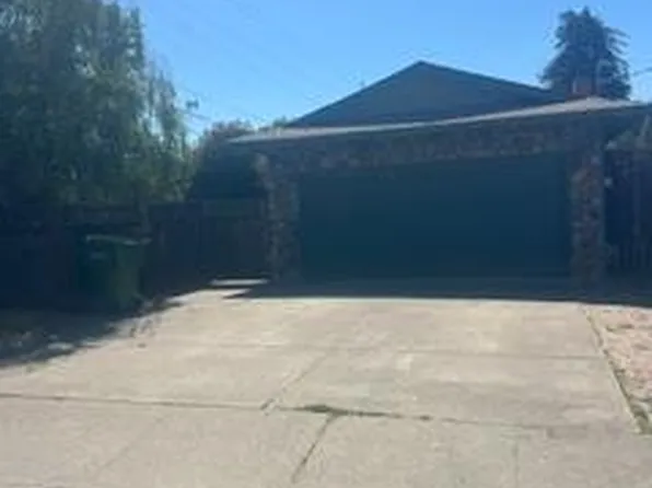 1808 Weaverly Drive, Petaluma, CA 94954