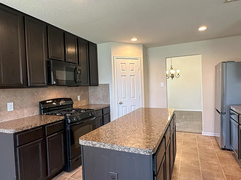 3310 Quarry Place Ln — Photo 11