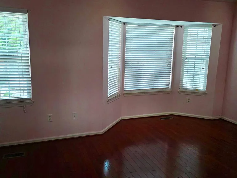 9629 Hadleigh Ct — Photo 28