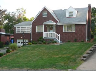 19 Rose Leaf Rd, Pittsburgh, PA 15220