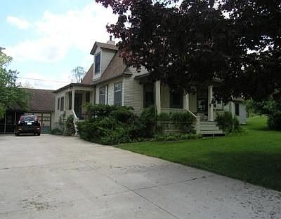 5th image of 8941 Waters Rd